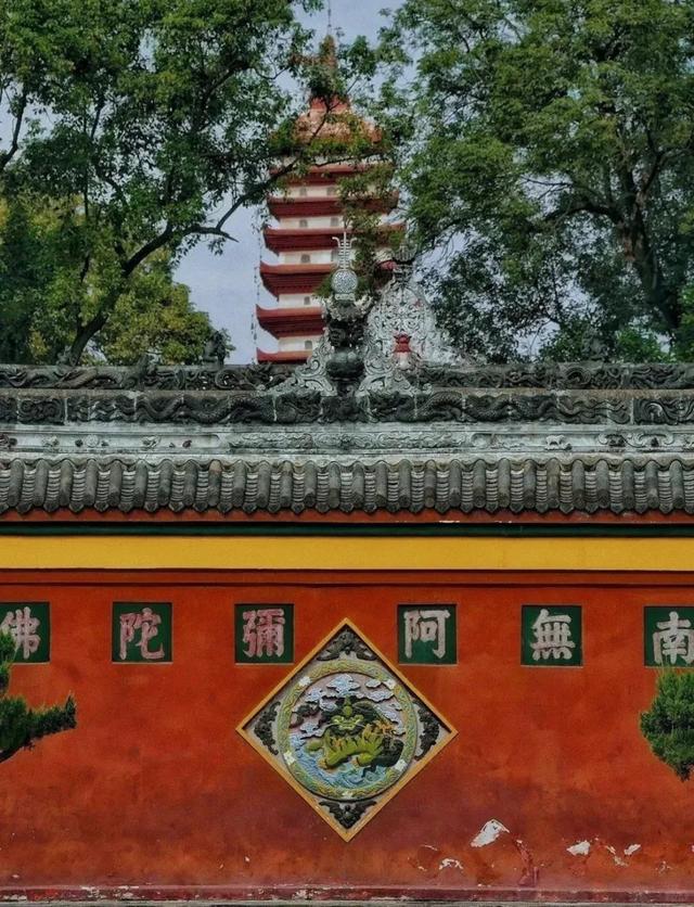成都0.5h|拜佛怎能错过这座千年禅院,数罗汉、解签、抄经、素斋