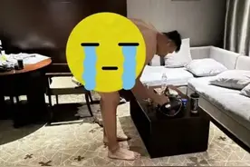 易建联身份被揭秘！网友晒出身份证照与聊天记录引发热议！图片