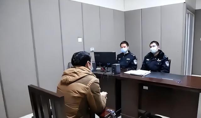 又一内鬼被抓！央视发声，泄密大量内部机密资料，身份曝光不简单