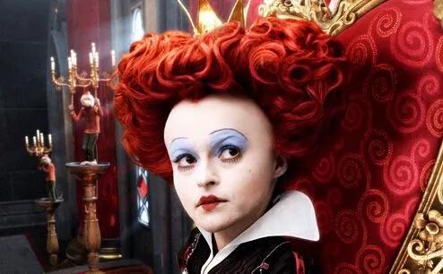 爱丽丝梦游仙境小说简介（爱丽丝梦游仙境梗概）