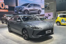 5-8万油车，看它们不香？油耗低，比电车便宜4-5万，还不够加油？图片