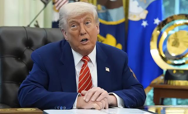 美国政坛大爆发！美副总统车队遭遇炮弹袭击，引发全球高度关注