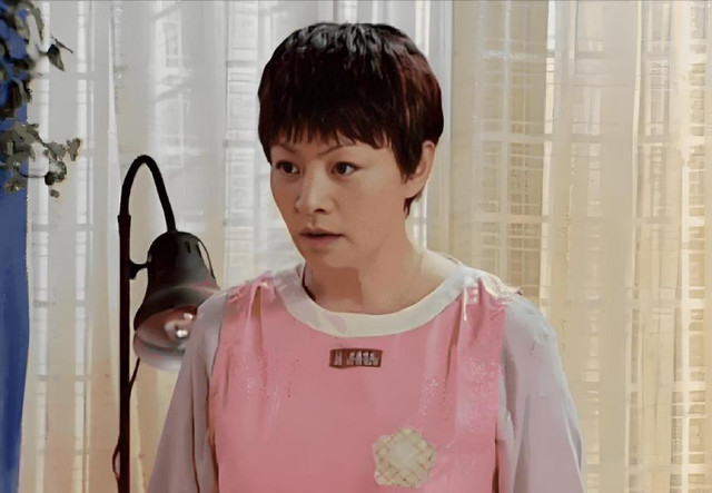 身价过百亿，坐拥北京一条街，出门私人飞机，京圈内的富婆都有谁