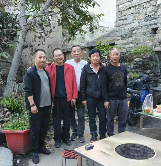和战友逛大理：我有“风花雪月”的温柔乡里，摸到古战场的砖！