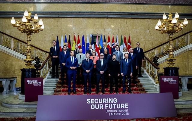 普京会惊慌吗？美国军舰“压境”，或即将抵达俄罗斯前线？