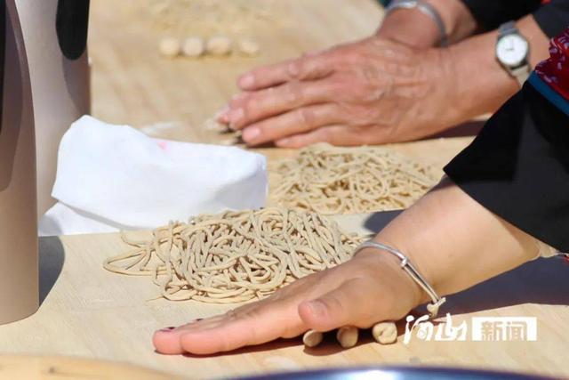 探访京北“尚义”：草原上的风车王国，夏季仅14℃的避暑仙境！