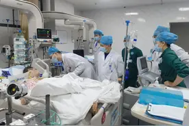 见证“生死时速” 守护生命安全——国家临床重点培育专科、市中心医院急诊医学中心发展纪实图片