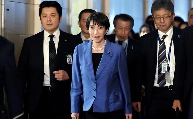 日本的反击要来，从中国的东边开始，特朗普也给高市早苗送去大礼