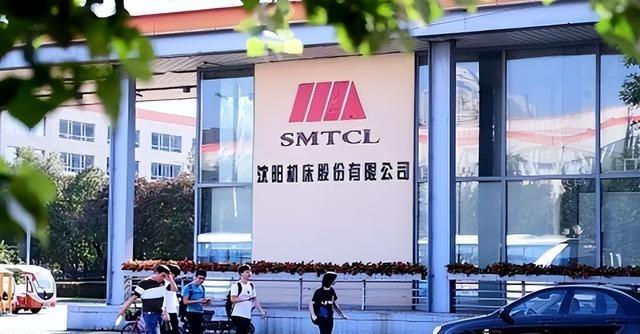 从巅峰没落后，昔日世界第一的中国机床，如今正准备重回巅峰
