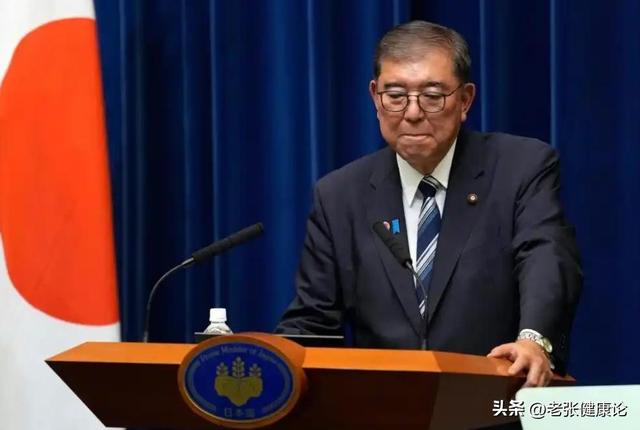 特朗普转身就走了，中美默契在这一刻淋漓尽致，日本“为之震动”