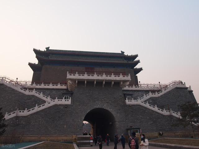 北京人逛完承德和张家口，忍不住说：承德与张家口差别太大