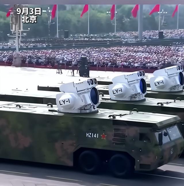阅兵结束，特朗普连喊5个“不”，并向中国提了个要求，打脸日本