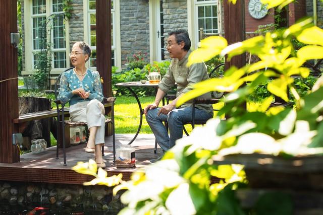 她不敢相信，在监狱里炼狱般的那三年，原来是都是他精心策划