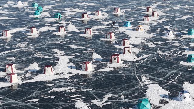 乌拉盖草原解锁冬季文旅新体验