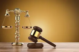 出纳重复发放工资造成公司损失，是否需要承担赔偿责任？图片