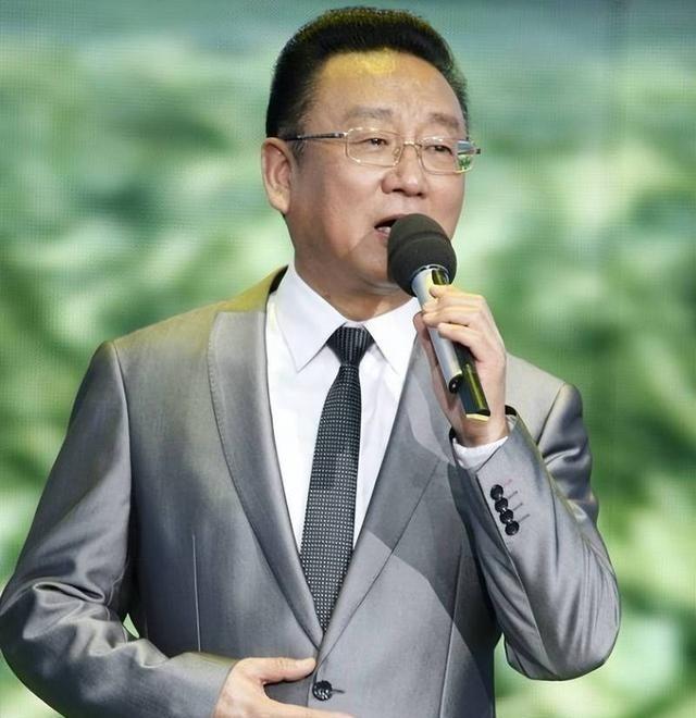 被开除军籍、全家移民、骗财骗色，蒋大为身上哪个标签是真的？