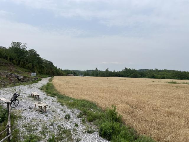 骑游宝华山南部东部水库山林越野