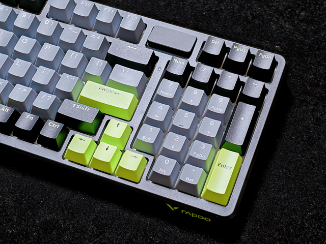 一把键盘搞定游戏、办公和桌搭？雷柏 V700DIY-98 真能做到