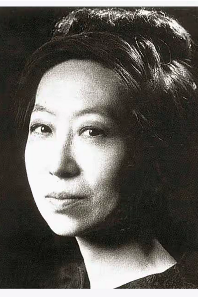 张爱玲死前三月：频繁就医、搬家，指定银行账户受益人，并写遗嘱