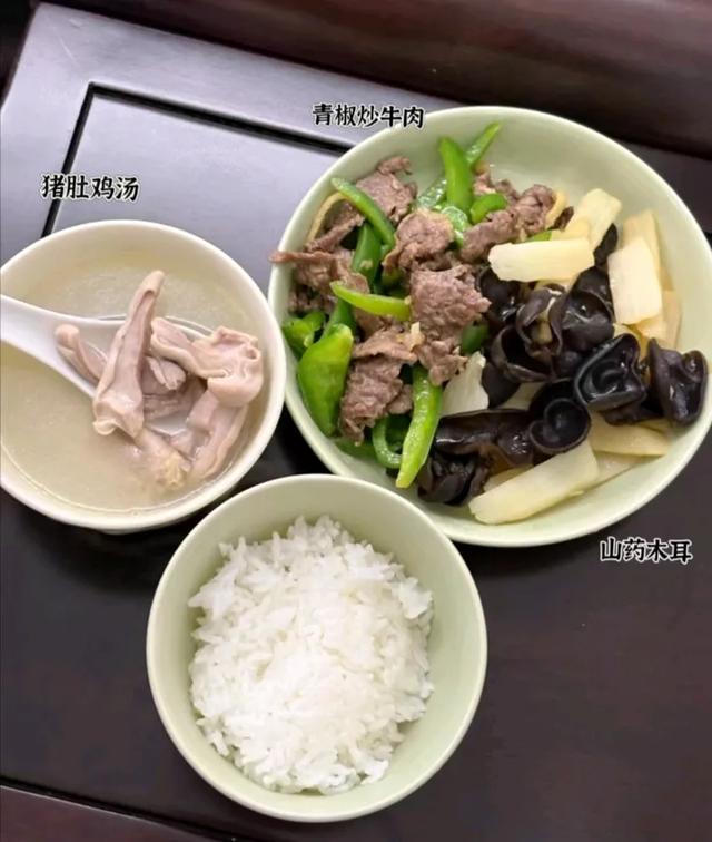 产妇喝花胶煲鸡猪肚 2026年产妇喝花胶煲鸡猪肚汤的功效