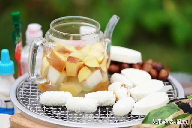 梧桐“染金”！初冬的万源风景如画