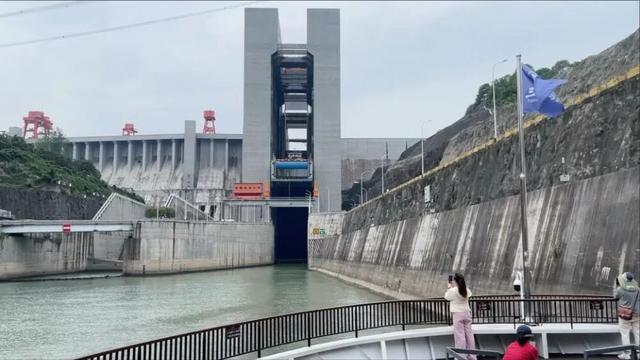 让3000吨轮船“坐电梯”，中国又创造世界第一