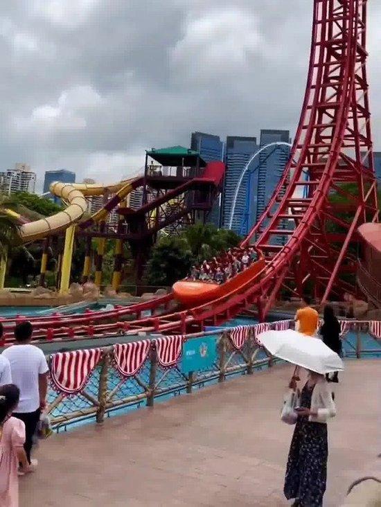 深圳欢乐谷:一场疯狂的梦境之旅，让你笑出眼泪，嗨翻天！