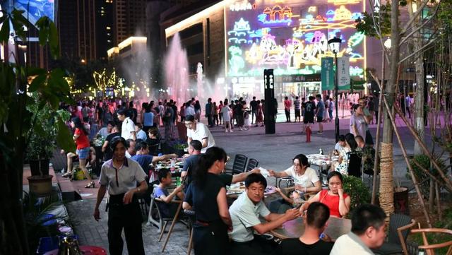 走遍济南:长途汽车站斜对过有个中恒商城