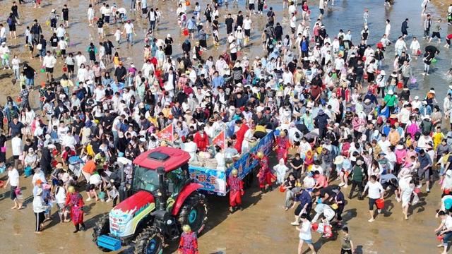 “刘家湾赶海”案例荣获第七届“中国服务”·旅游产品典型创意案例，以创新实践树立滨海文旅新标杆！