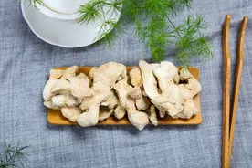 鼻流清涕，多涎唾，属肺寒，用——甘草干姜汤图片