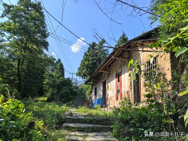 徒步北山朝圣古道体验南岳后山风景