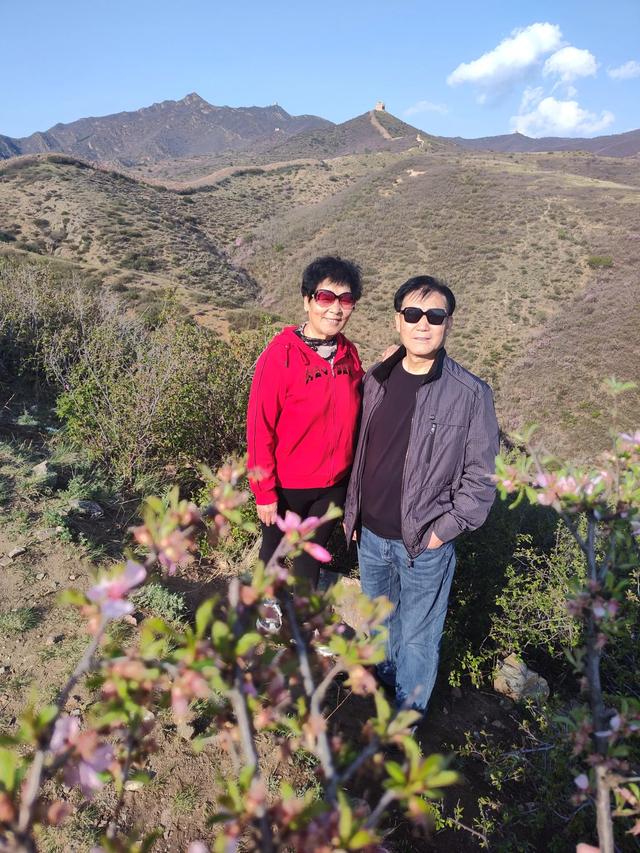 宣化红一师战友军嫂青边口长城赏花照片集