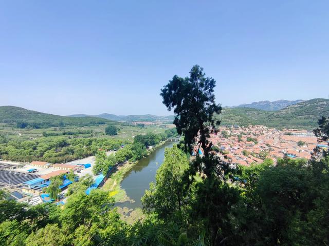 博山青龙山古建筑群，城寨结合，构思巧妙，不虚此行