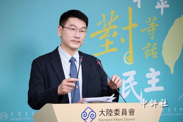 民进党破大防！洪秀柱不但出席阅兵，座次还不简单，宋楚瑜提要求