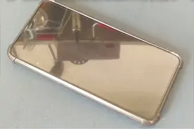 手机不要和这三种东西放一起，不然等到吃亏了后悔不及，涨知识了图片