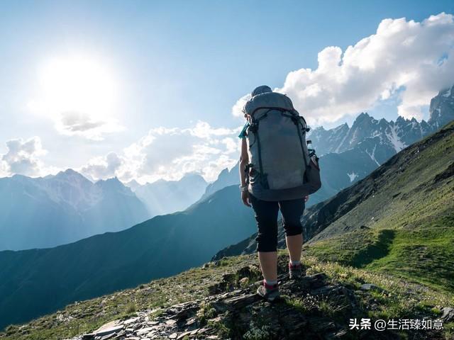 张家界到凤凰古城多少公里：揭秘最佳旅游路线与自驾攻略！
