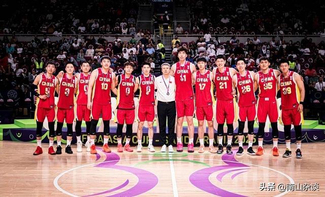 中国篮球最新消息，北京、武汉两座城市，承办男女篮世预赛！