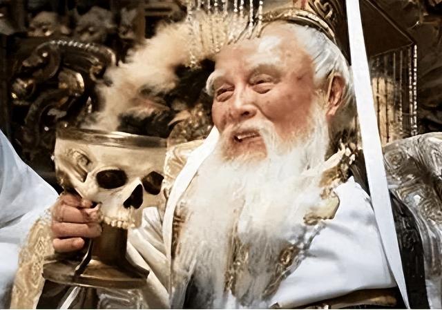 墨西哥考古大发现！骷髅塔藏千年秘密，征服者谎言被戳穿