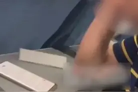 女子高铁上遭邻座男子猥亵，手伸进裤兜做不雅动作，下车后更炸裂图片