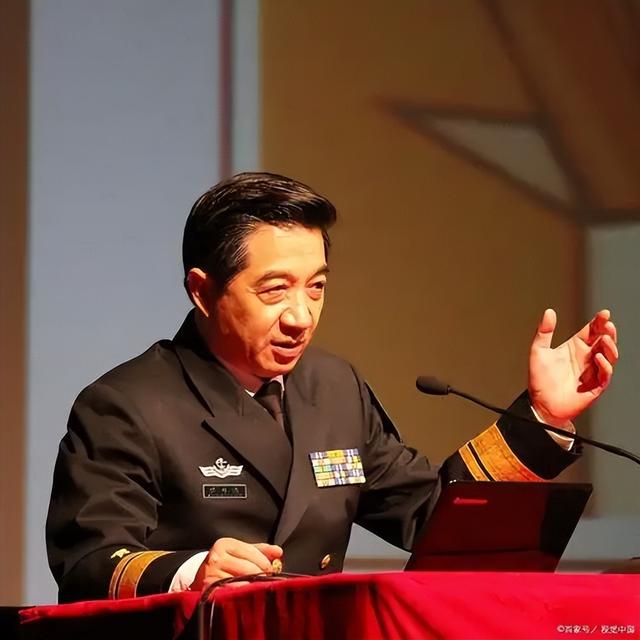 为什么“战略忽悠局局长”张召忠，突然消失了，去哪里了？