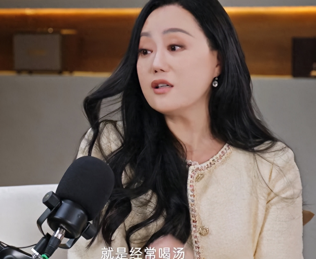 败光两任亿万家产，为还债拍三级片	，如今62岁坦言后悔嫁给钟镇涛