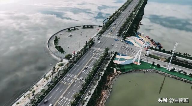 外交部发言人向全球“种草”！运城“悬浮天路”惊艳海内外！
