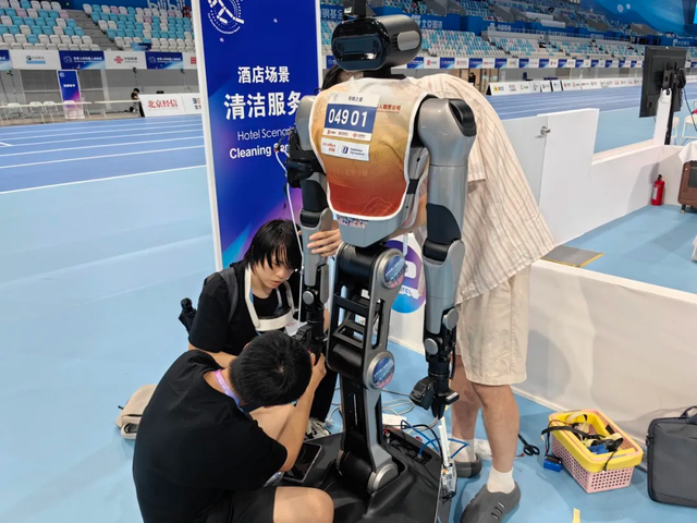 高校中居榜首！“全球首个”机器人运动会上，北林大惊艳亮相！