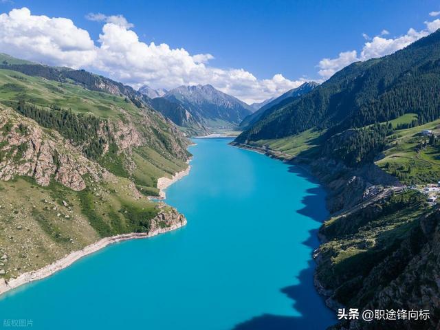 在新疆遇见河南人有多暖？18 天旅行，乡情比风景更动人