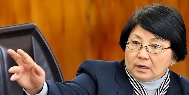 中亚铁娘子：赶跑两任总统后自己当总统，最大愿望就是与中国合作