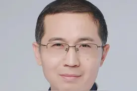 勃起后的尺寸多大算正常？患者烦恼，李主任这样说图片