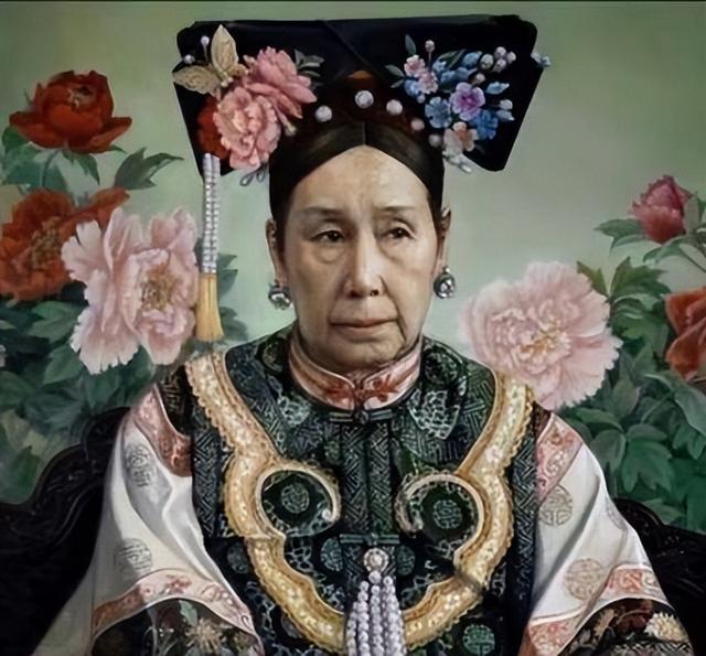 慈禧的“真实照片”,被美国博物馆珍藏至今,这才是她的真实容貌