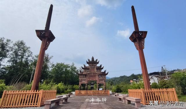 唐蕃古道上的古驿站，水墨山水里的上里镇