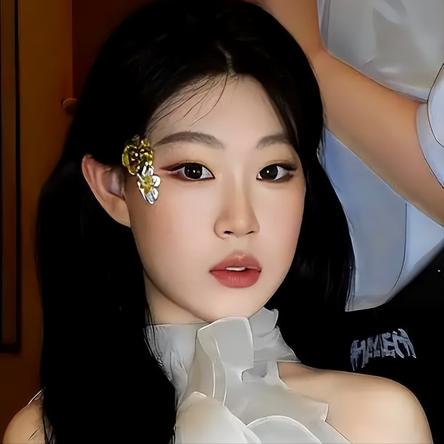 长得丑	、没才华	，爹妈“强捧不红”的4位星二代，注定走不远