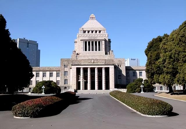 我外交部突然发出警告	，如果外媒消息属实，中日事态将会相当严重